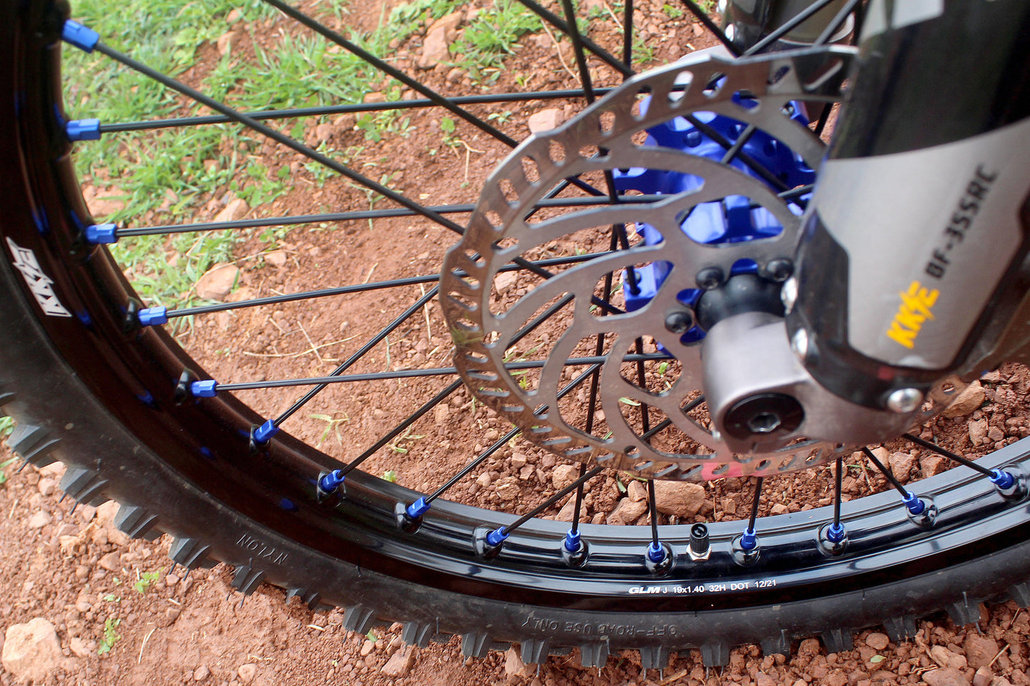 KKE 1.4x19" & 1.6x19" Wheel set (Black/Blue)